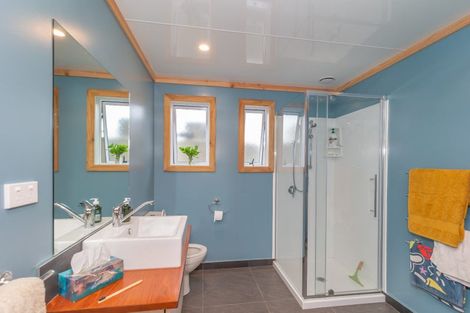 Photo of property in 10 Ewing Street, Hokio Beach, Levin, 5571