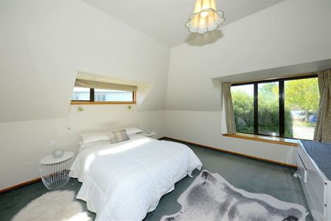 Photo of property in 33 O'connor Place, Burnside, Christchurch, 8053