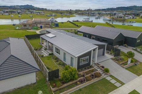 Photo of property in 7 Awatea Drive, Whitianga, 3510