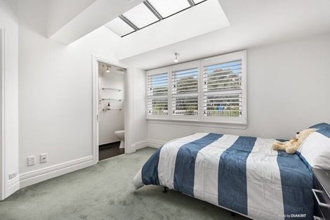 Photo of property in The Villas, 3/33 Hobson Street, Thorndon, Wellington, 6011