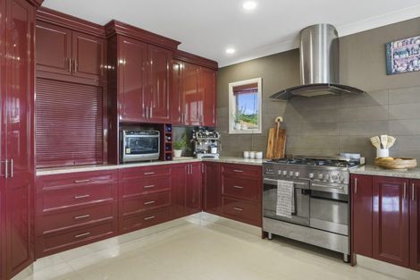 Photo of property in 1 Eyres Place, Ohauiti, Tauranga, 3112