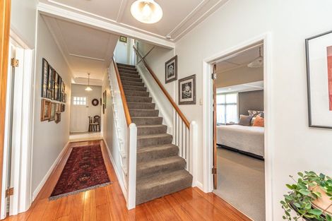 Photo of property in 38 Hipango Terrace, Durie Hill, Whanganui, 4500