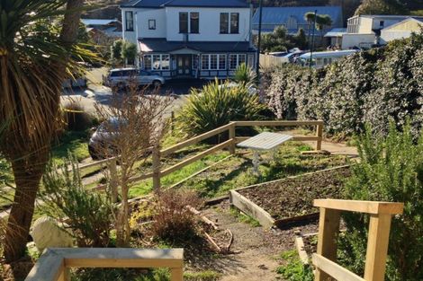 Photo of property in 8 Harington Point Road, Portobello, Dunedin, 9014