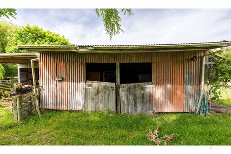 Photo of property in 124 Maytown Road, Waimate, 7978