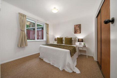 Photo of property in 37 Black Rock Road, Newlands, Wellington, 6037