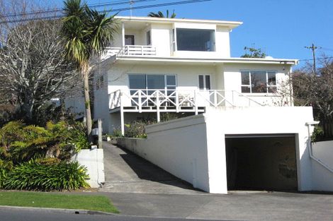 Photo of property in 16 Rimu Street, Strandon, New Plymouth, 4312