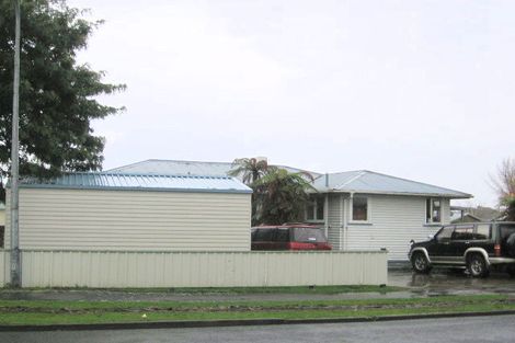 Photo of property in 1 Montgomery Crescent, Bader, Hamilton, 3206