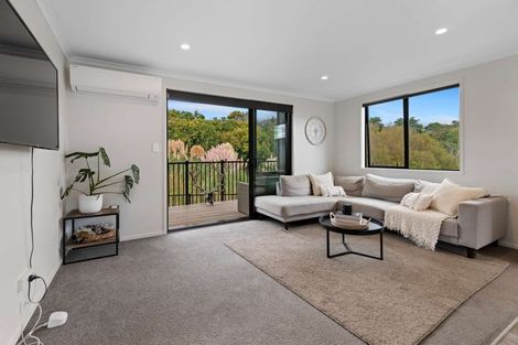 Photo of property in 10 Wrybill Way, Welcome Bay, Tauranga, 3112