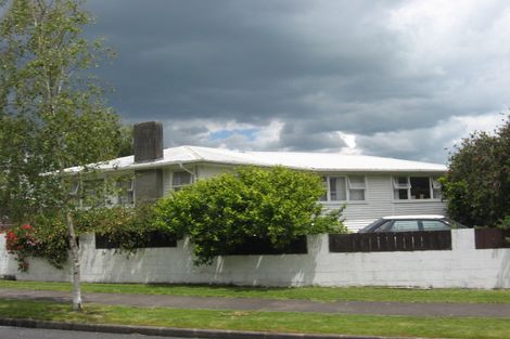 Photo of property in 106 Rowandale Avenue, Manurewa, Auckland, 2102