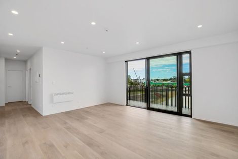 Photo of property in 202/36c Greenslade Crescent, Northcote, Auckland, 0627