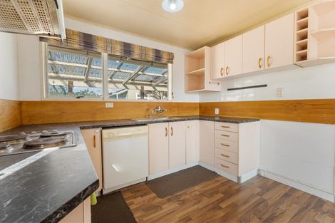 Photo of property in 8 Rutland Place, Milson, Palmerston North, 4414