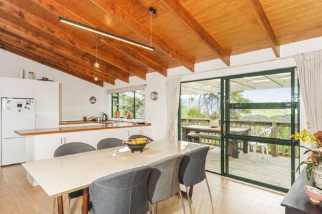 Photo of property in 53 Welsh Hills Road, Swanson, Auckland, 0614