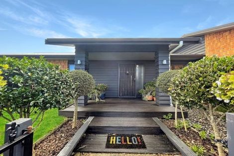 Photo of property in 5 Ruske Place, Grandview Heights, Hamilton, 3200