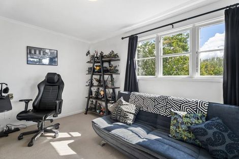 Photo of property in 2/103 Vipond Road, Stanmore Bay, Whangaparaoa, 0932