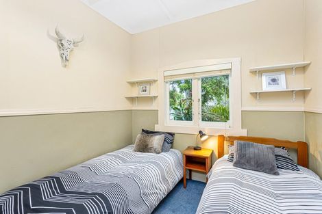 Photo of property in 40 Rangatira Road, Birkenhead, Auckland, 0626