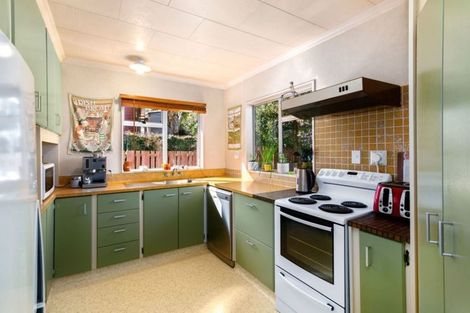 Photo of property in 6b Coates Street, Tawa, Wellington, 5028