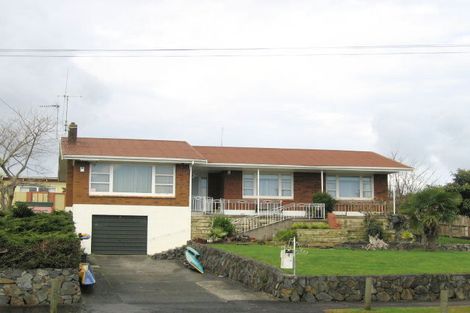 Photo of property in 4 Thomson Avenue, Dinsdale, Hamilton, 3204