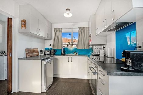 Photo of property in 2/90 Queenspark Drive, Parklands, Christchurch, 8083