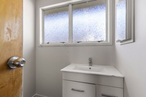 Photo of property in 52a Portman Road, Mount Wellington, Auckland, 1060