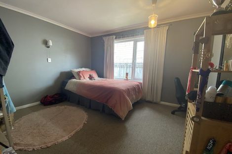 Photo of property in 3 Pembroke Street, Tawa, Wellington, 5028