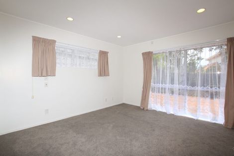 Photo of property in 19 Mt Blanc Place, Northpark, Auckland, 2013