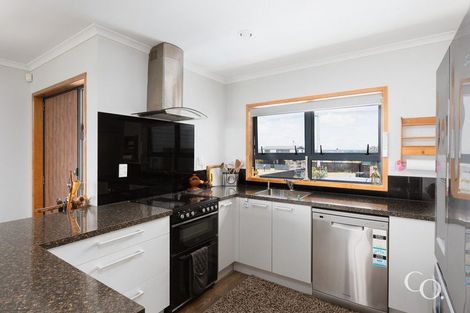 Photo of property in 103 Pukehina Parade, Pukehina, Te Puke, 3189