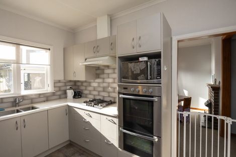 Photo of property in 71 Te Awe Awe Street, Hokowhitu, Palmerston North, 4410