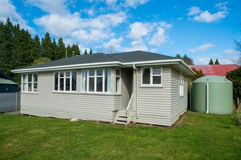 Photo of property in 30 Piwari Street, Rangataua, Ohakune, 4691