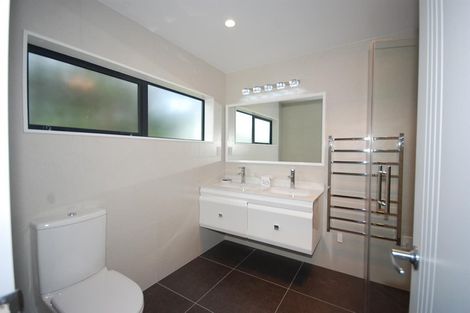 Photo of property in 120e Wellington Street, Howick, Auckland, 2014