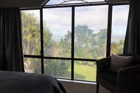 Photo of property in 1/60 Rangatira Road, Beach Haven, Auckland, 0626