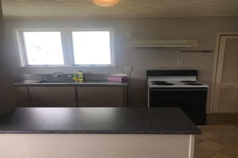 Photo of property in 13 Mayville Avenue, New Lynn, Auckland, 0600