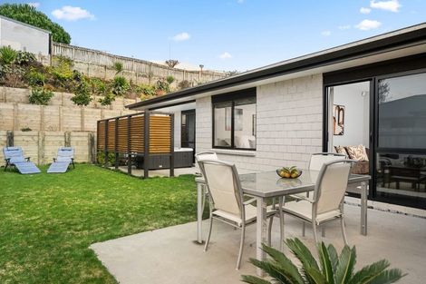 Photo of property in 27 Peter Burke Way, Pyes Pa, Tauranga, 3112