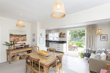 Photo of property in 206 Whitaker Street, Whataupoko, Gisborne, 4010