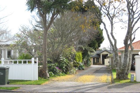 Photo of property in 374c Mangorei Road, Merrilands, New Plymouth, 4312