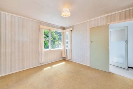 Photo of property in 44 Selwyn Crescent, Forrest Hill, Auckland, 0620