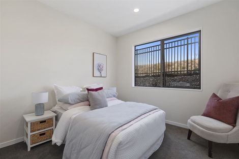 Photo of property in 22 Longshore Drive, Long Bay, Auckland, 0630