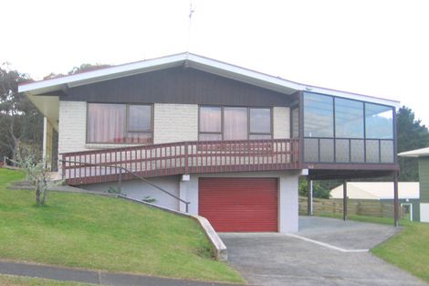 Photo of property in 112 Tuna Place, Onemana, Whangamata, 3691