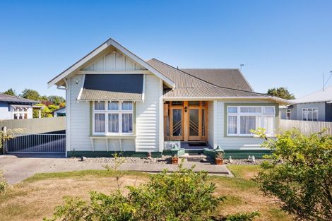 Photo of property in 93 Featherston Street, Takaro, Palmerston North, 4412