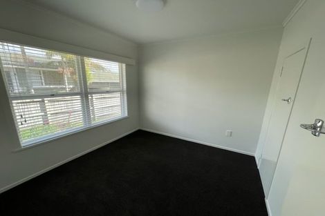 Photo of property in 2/13 Dodson Avenue, Milford, Auckland, 0620