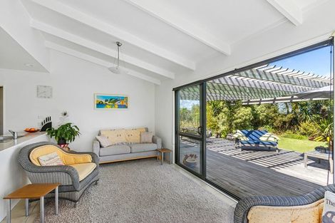 Photo of property in 204 Fishlock Road, Te Arai, Wellsford, 0974