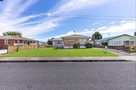 Photo of property in 14 Rembrandt Place, Opaheke, Papakura, 2113