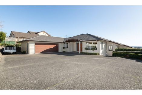 Photo of property in 187 Cambridge Road, Bethlehem, Tauranga, 3110