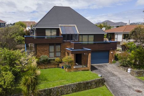 Photo of property in 44 Lakewood Avenue, Churton Park, Wellington, 6037