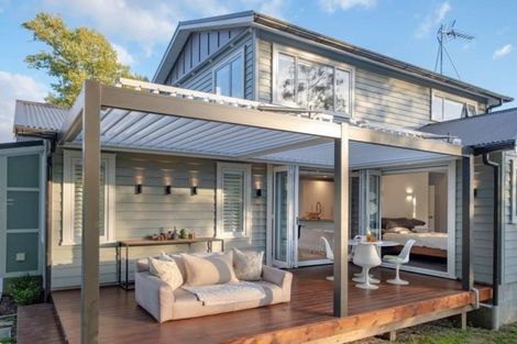 Photo of property in 13 Wautaiti Drive, Riverhead, 0820