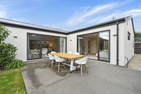 Photo of property in 2 Rindle Lane, Northwood, Christchurch, 8051