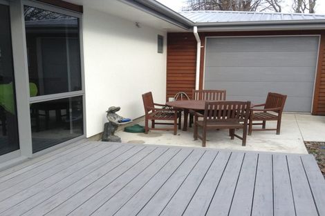 Photo of property in 23 Athol Terrace, Upper Riccarton, Christchurch, 8041