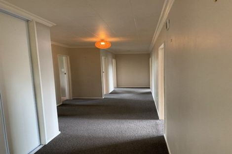 Photo of property in 16 Te Punga Place, Awapuni, Palmerston North, 4412