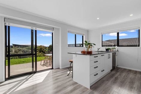 Photo of property in 47 Ridge Drive, Omokoroa, 3114