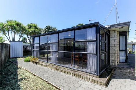 Photo of property in 245-247 Courtenay Street, Strandon, New Plymouth, 4312