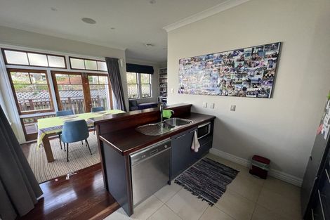 Photo of property in 12 Charlotte Avenue, Brooklyn, Wellington, 6021